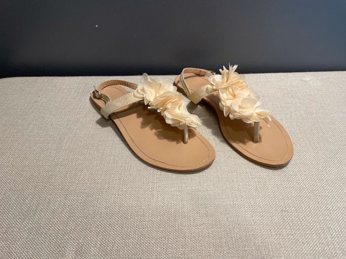 Sandales