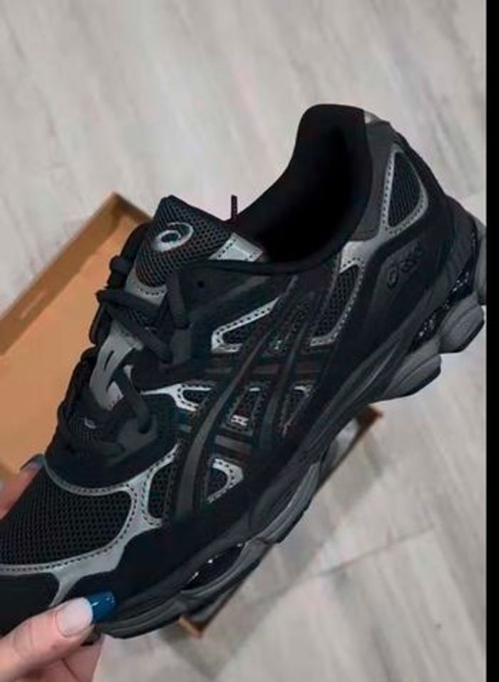 Asics gel noir taille 38