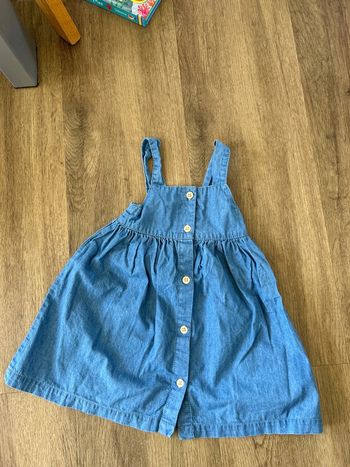 Robe à bretelle