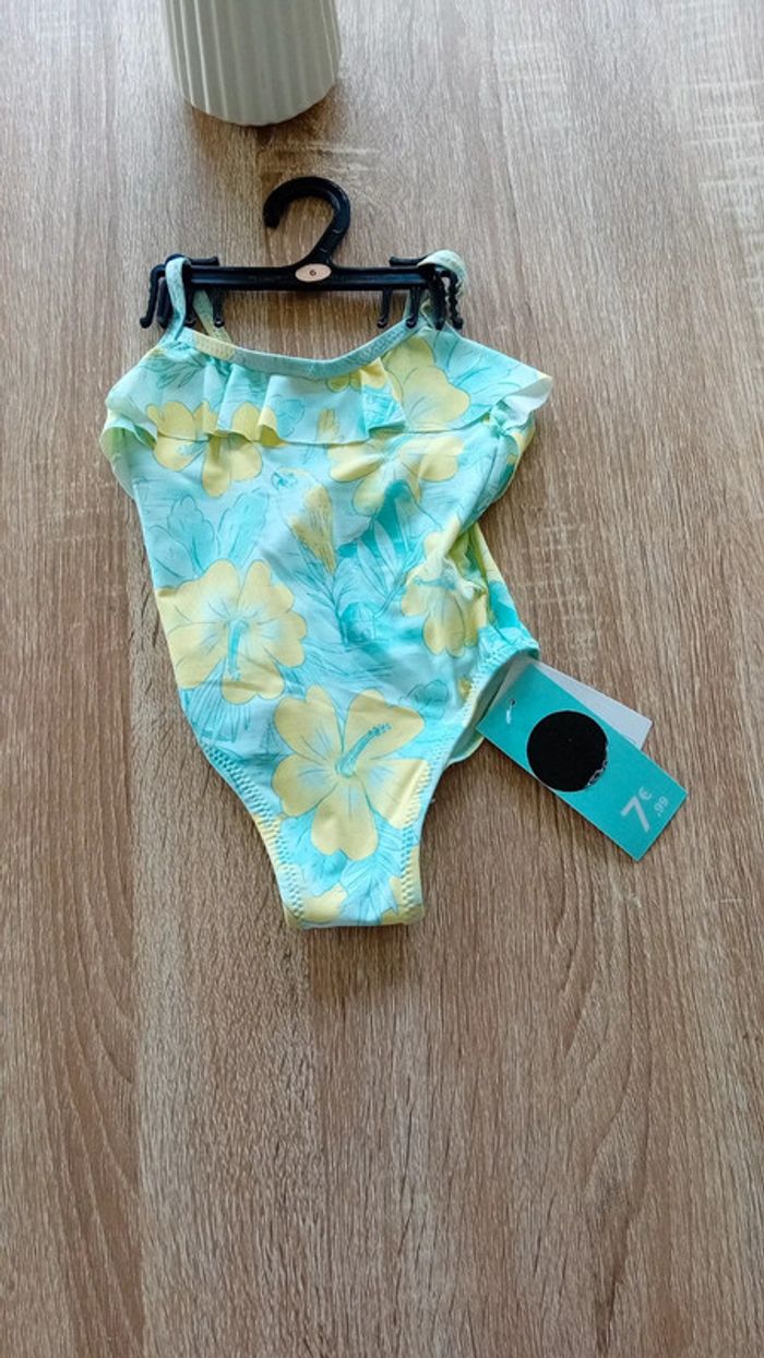 Maillot de bain une piece fille 6 mois