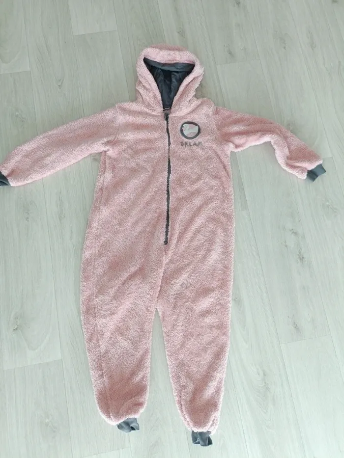 Combinaison sur pyjamas enfant fille