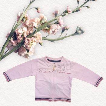 Gilet Rose Magique Anti-Froid pour votre petite aventurière taille 9 mois