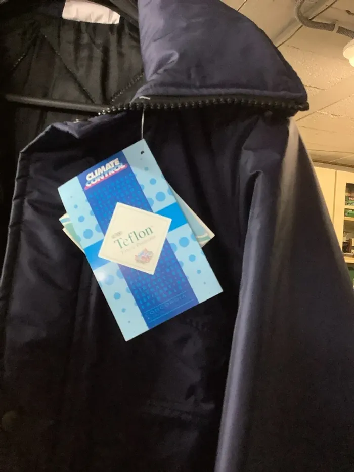 Parka neuf Téflon - photo numéro 4