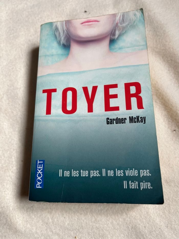 Thriller : toyer