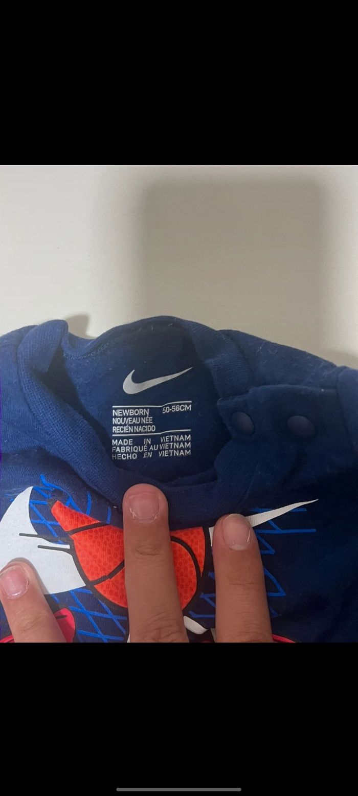 Lot 2 pyjama nike taille 1 mois - photo numéro 3