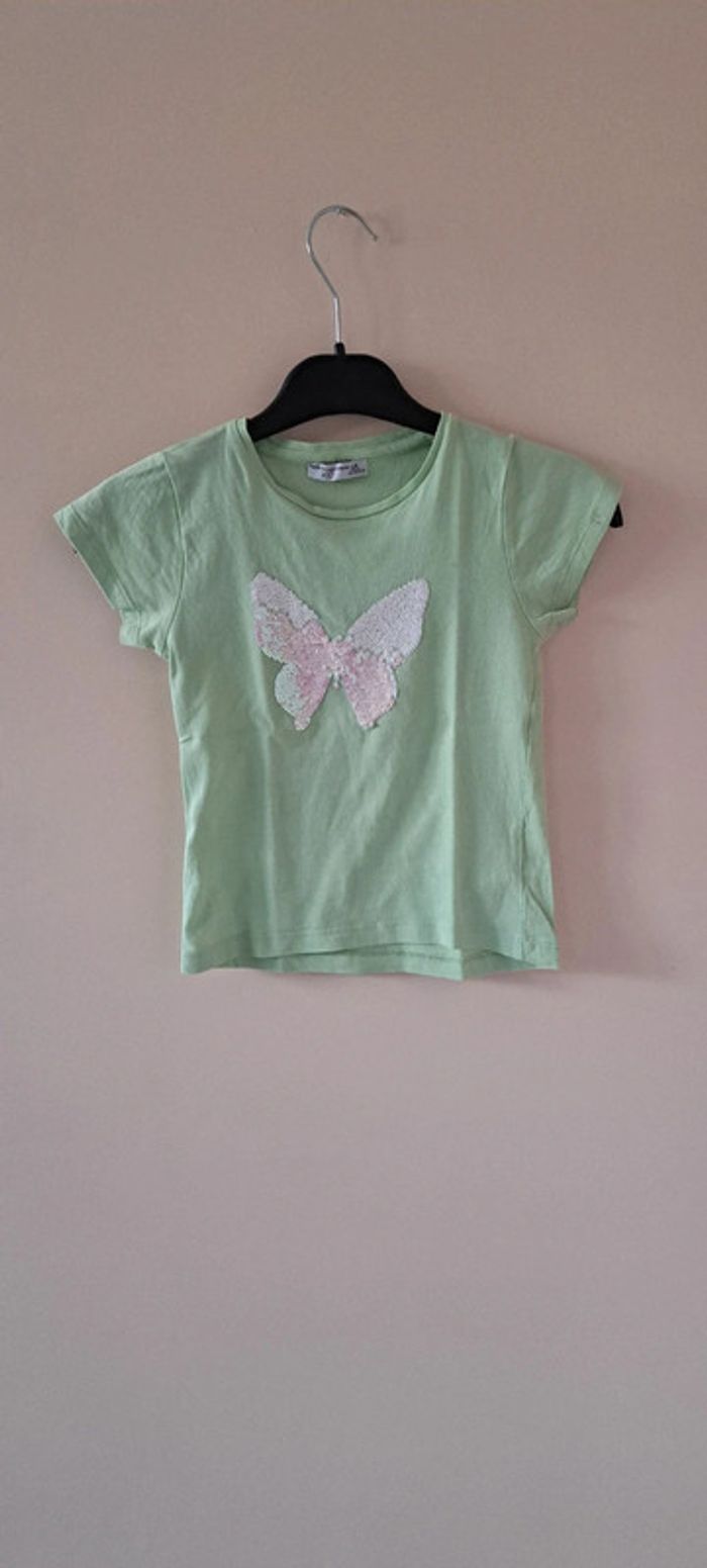 T-shirt motif sequin