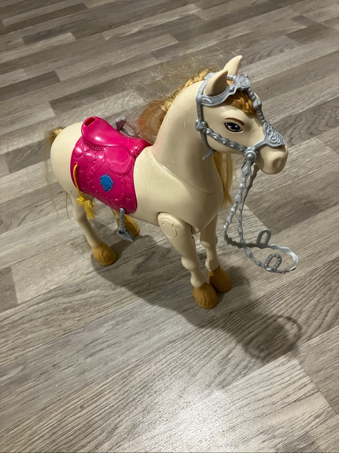 Cheval interactif à fonctions barbie - photo numéro 4