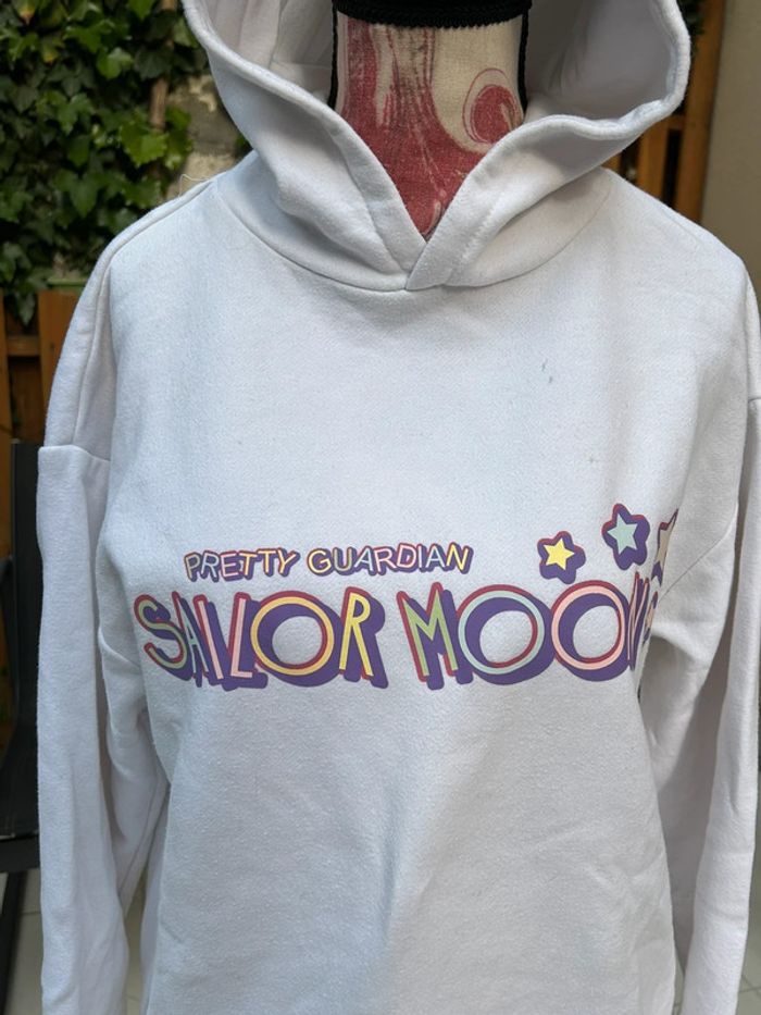 Sweat-shirt a capuche 12/13 ans - sailor moon - photo numéro 2