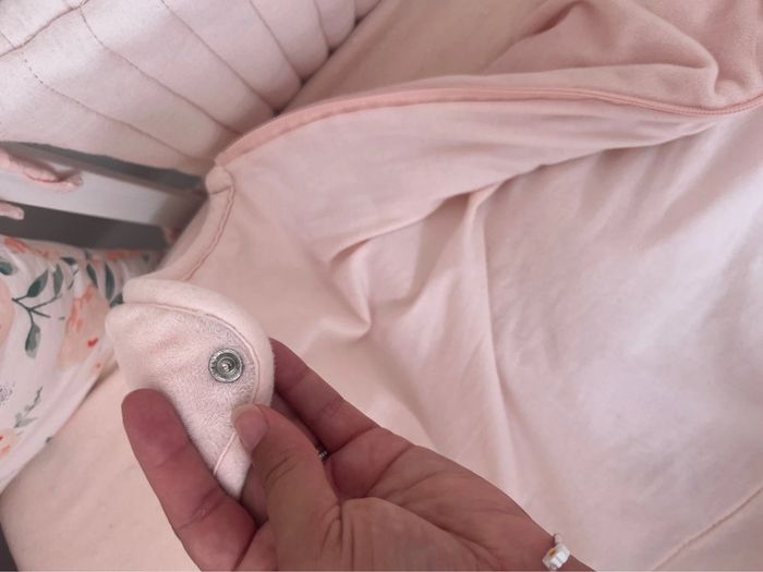 Lot Gigoteuse TOG3 6-36mois et tour de lit bébé fille - photo numéro 4