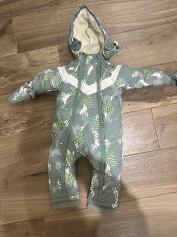 Combinaison de neige