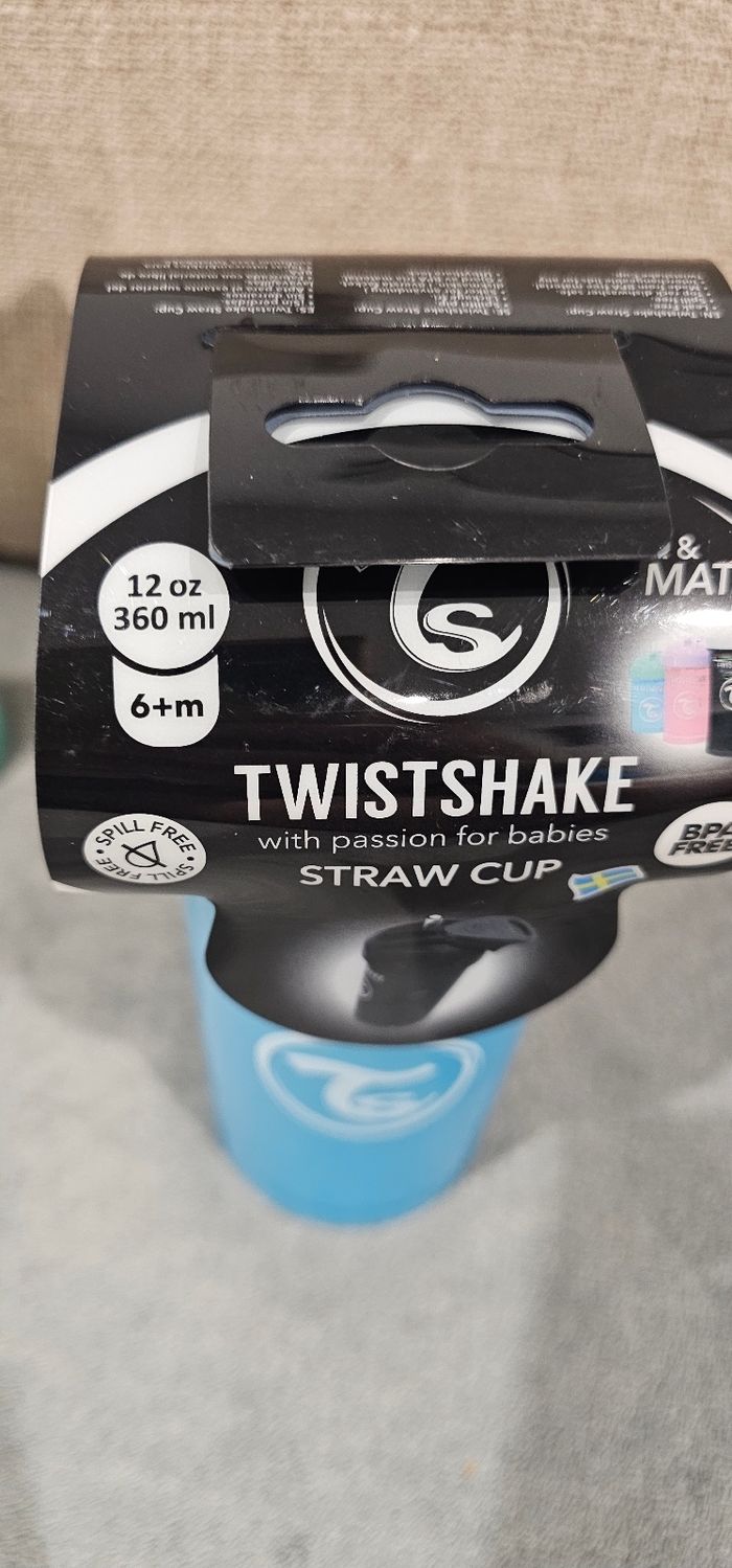 Lot de 2 gourdes Twistshake neuves - photo numéro 5