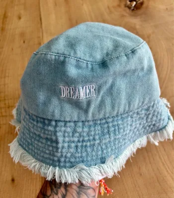 Chapeau en jean