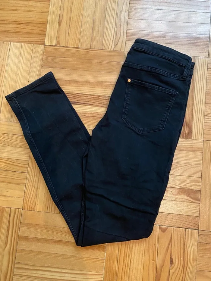 Jean skinny noir - photo numéro 3