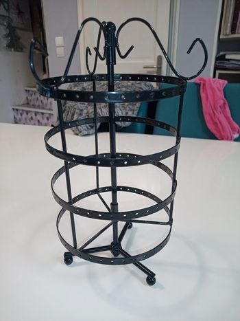 Porte bijoux jamais utilisé