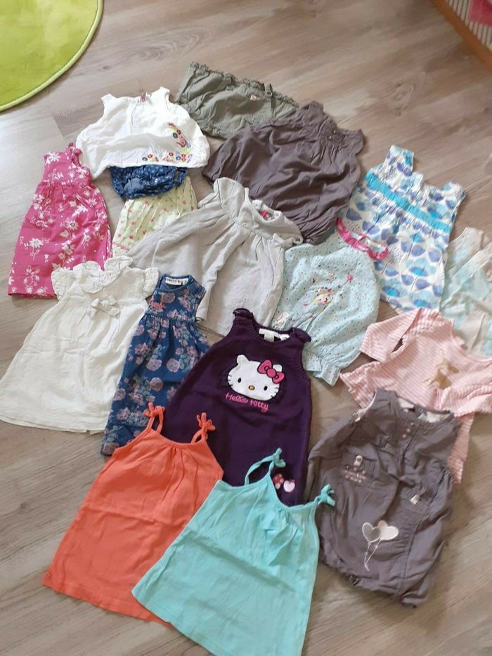 Gros lot robes fille