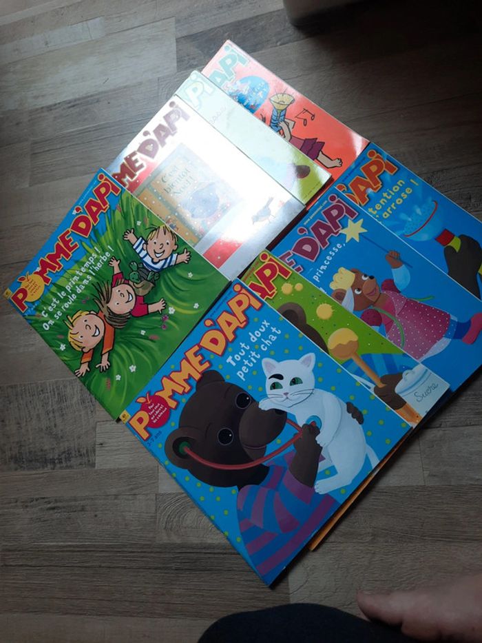 Lot de 8 livres pomme d'api