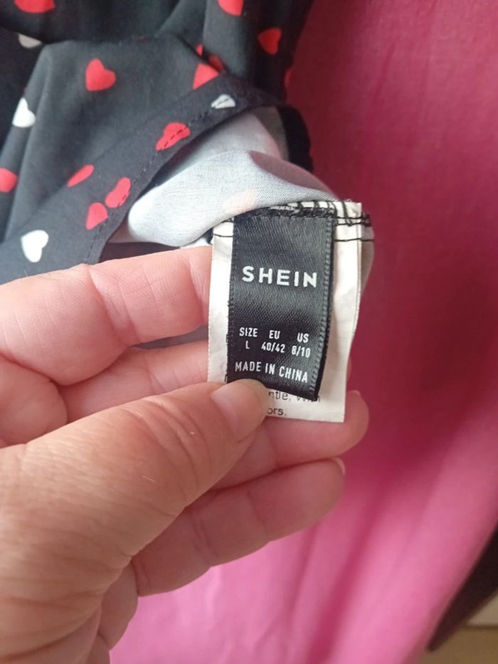 Petit top de chez Shein taille 40/42 avec bretelles réglables - photo numéro 4