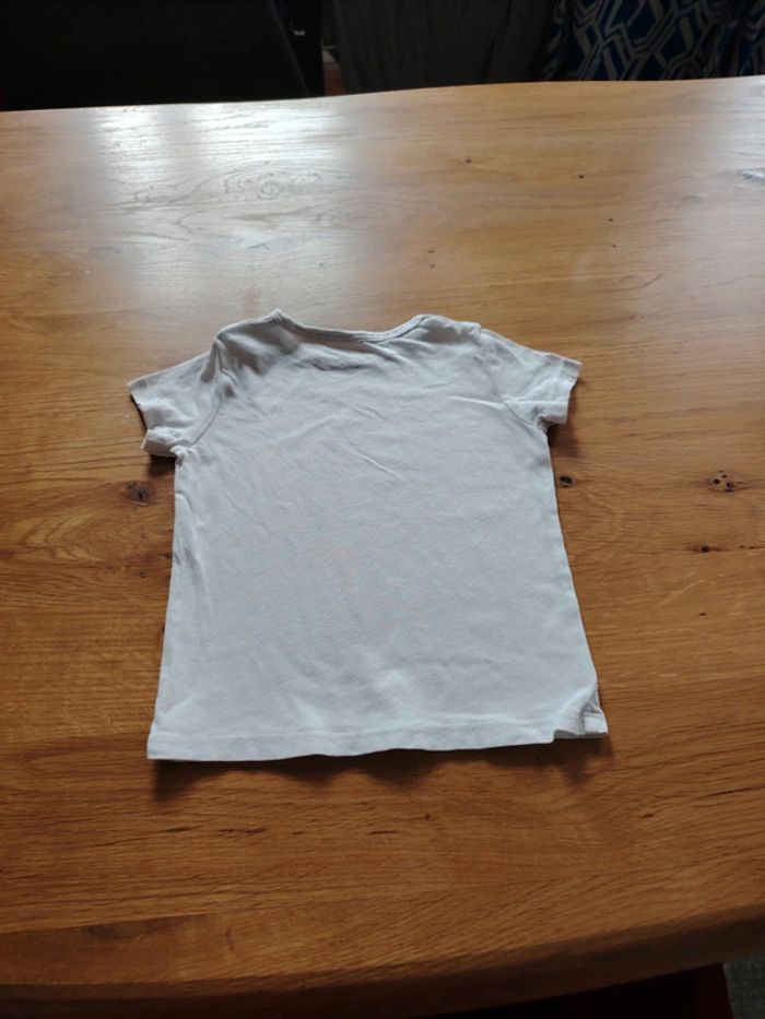 T-shirt taille 12 mois - photo numéro 3