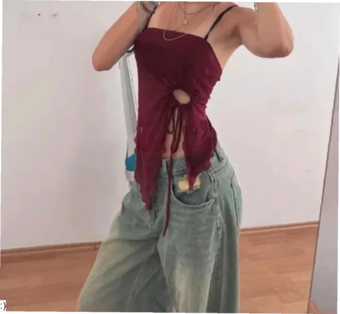 Top Femme Bordeaux Y2K Asymétrique Détail Nœud Fluide - Taille M Neuf - photo numéro 3