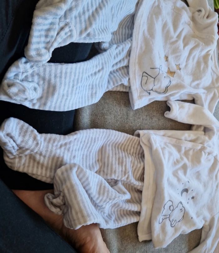 2 pyjama 2 pièces - photo numéro 3