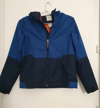 Veste Imperméable Quechua taille 11/12 ans