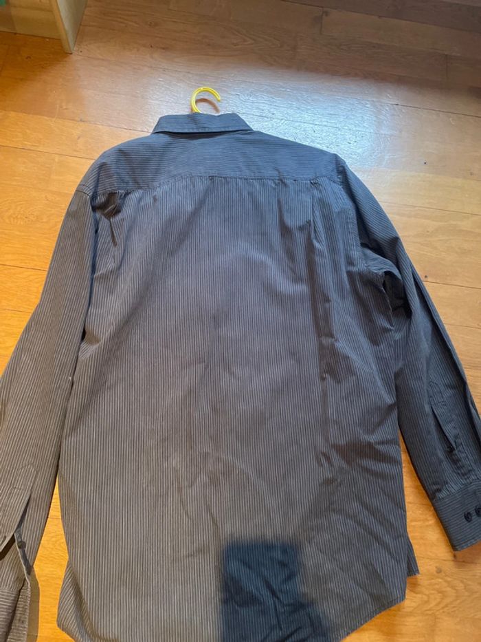 Chemise Armand Thierry taille 4 - photo numéro 4