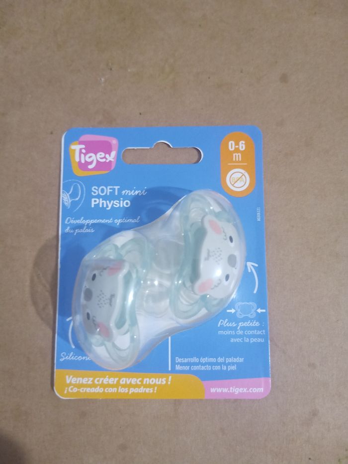 Sucette bébé - photo numéro 2