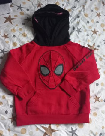 Sweat Spiderman 4 ans