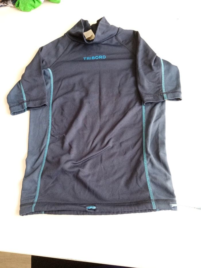 Haut de Maillot de bain bleu marine T 10 ans