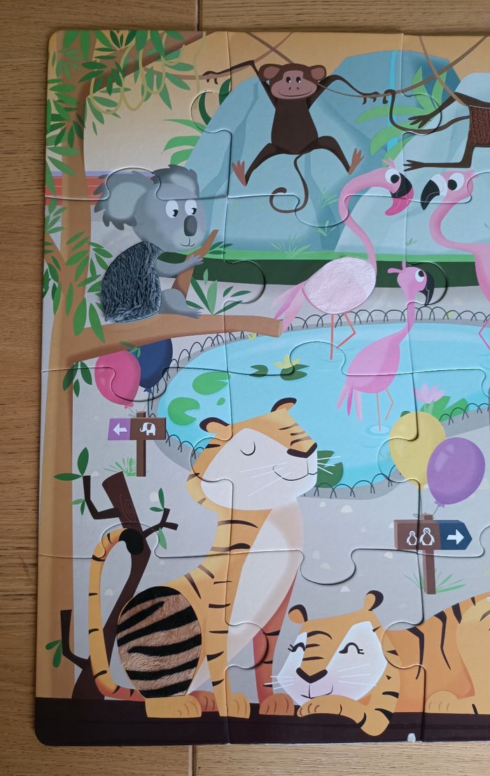 Puzzle géant tactile Janod "Journée au zoo" 20 pièces 2 ans - photo numéro 5