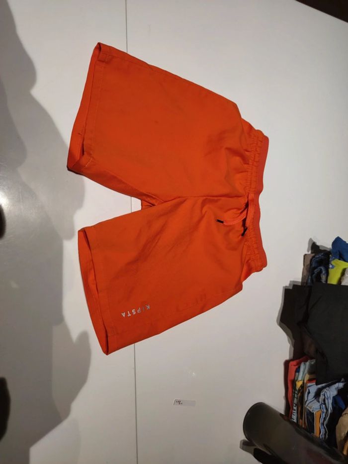 Short kipsta orange 8 ans