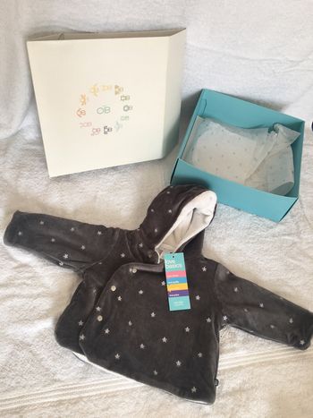 Gilet  neuf avec étiquette 3 mois okaidi