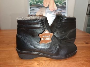 Bottine neuve fourrée T37