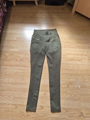 Pantalon slim kaki taille XS (Filles)Ardene