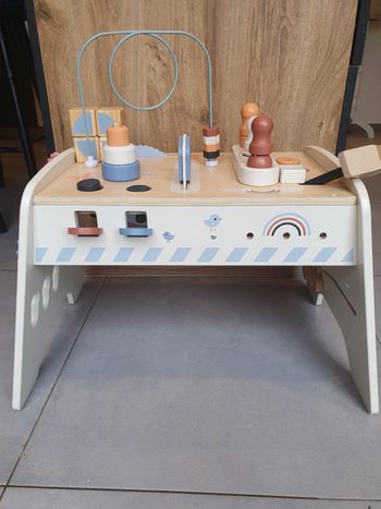 Table d'éveil en bois