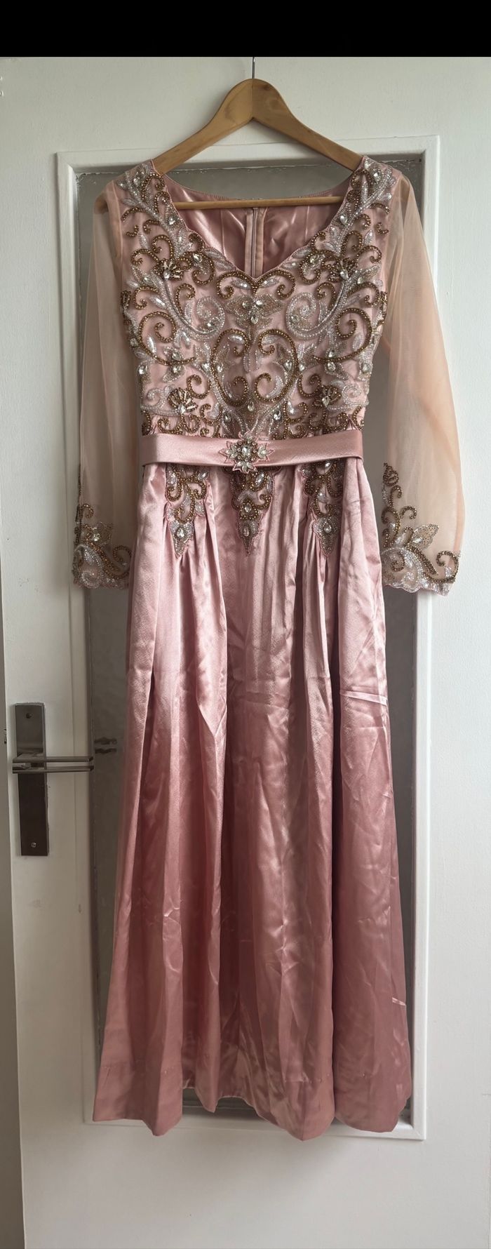 Robe de soirée - photo numéro 2
