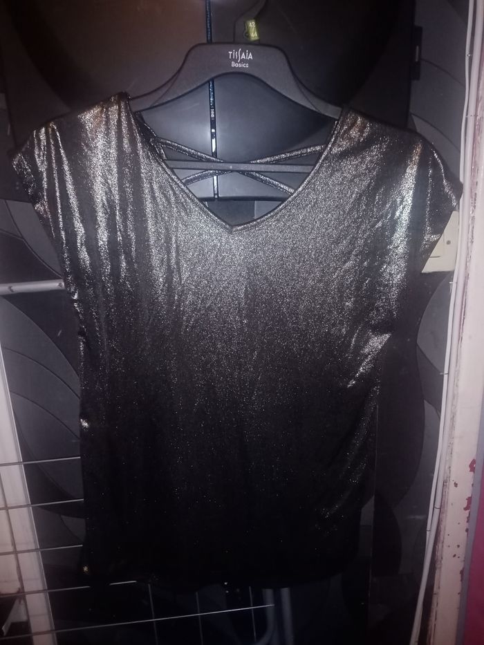 Tee-shirt pailleté