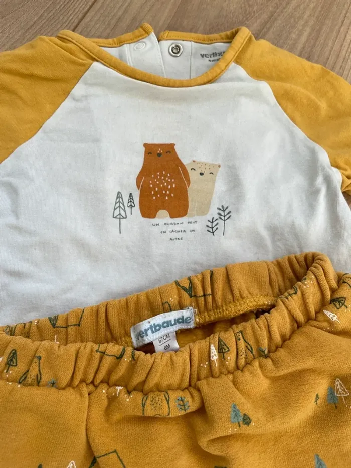 Ensemble body/teeshirt et pantalon et chaussettes taille 6mois - photo numéro 4
