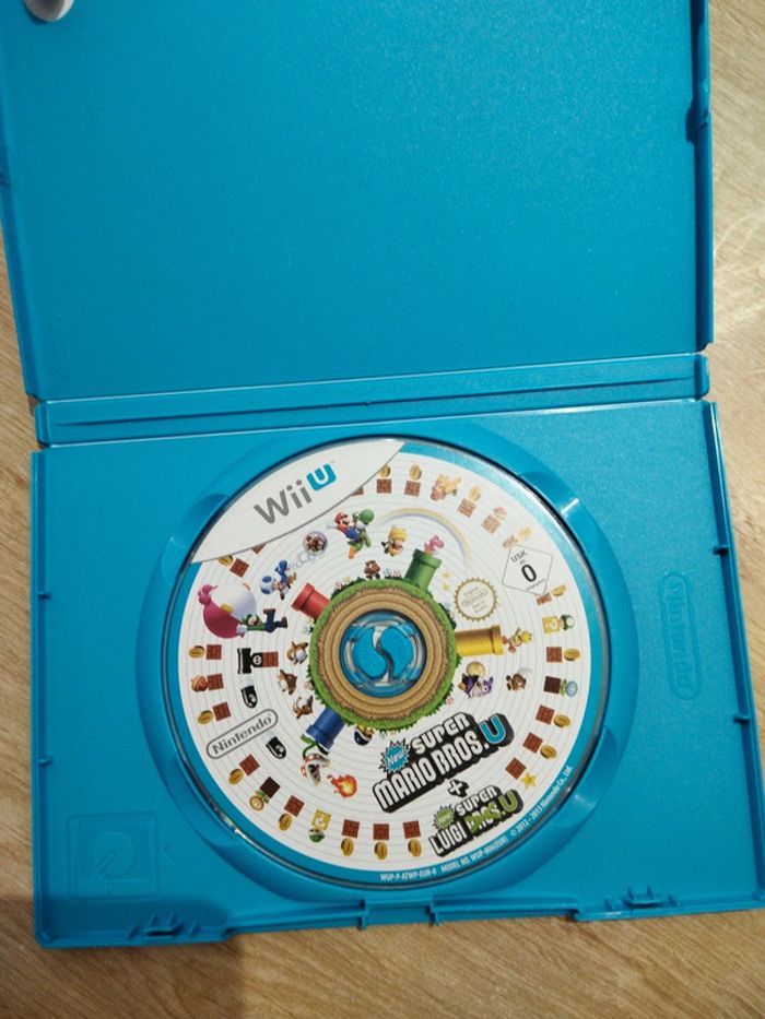 New super Mario bros U+ new Luigi U WiiU - photo numéro 3