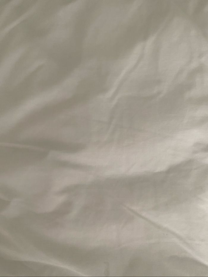 Couette bébé 67cm x 47cm état neuve - photo numéro 2
