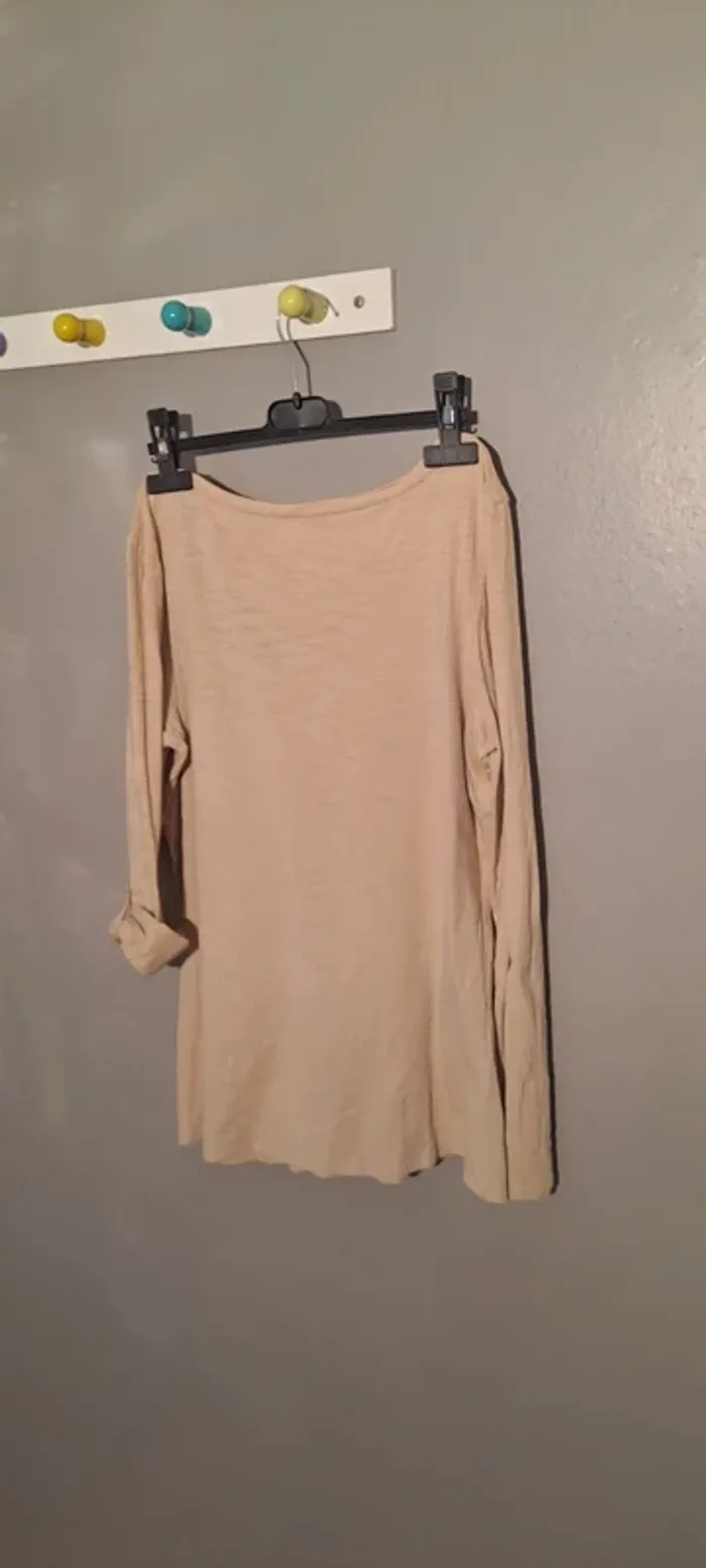 T Shirt manches longues beige - Marque Pimkie -Taille 42 - Bon état. - photo numéro 11