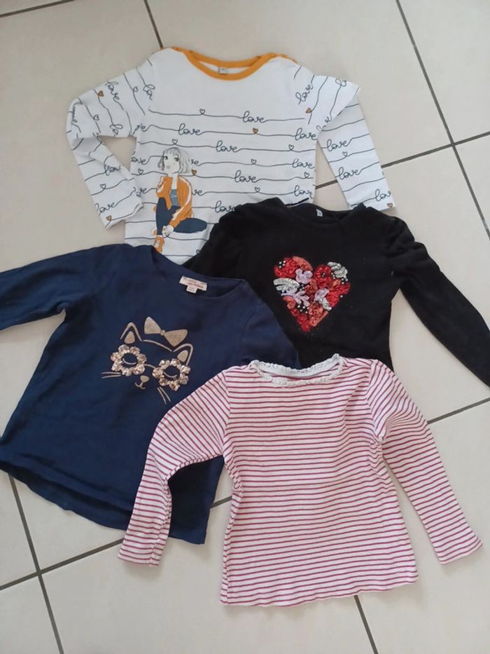 Lot 4 t.shirt 4 ans