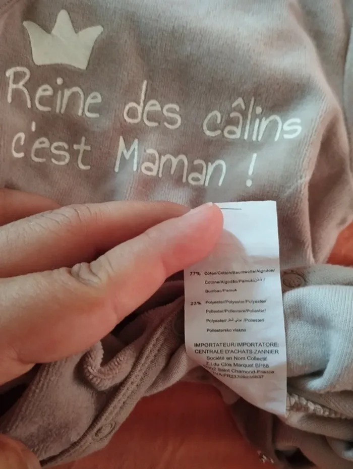 * Pyjama chaud gris taupe La Reine des câlins c'est Maman T6M Grain de blé - photo numéro 5