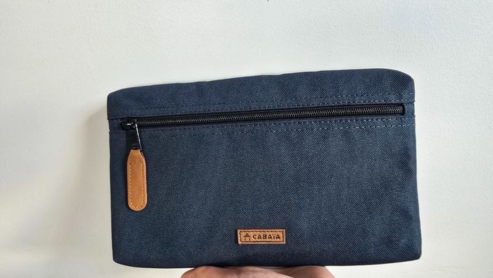 Pochette cabaia bleue marine jean