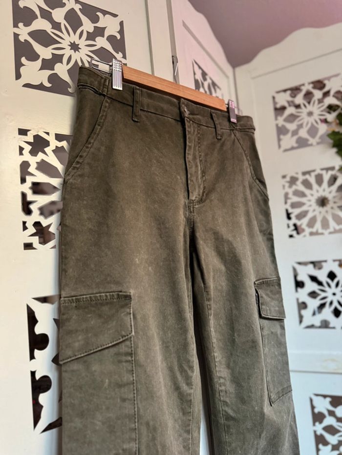 Pantalon Cargo Kaki Urban Outfitters T.27 - photo numéro 4
