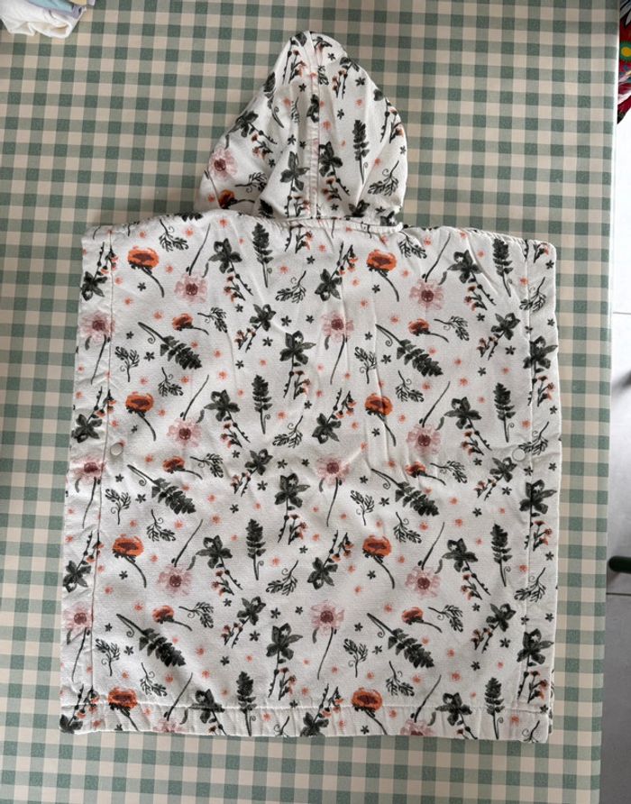 Poncho de bain Elodie 1/3ans - photo numéro 2