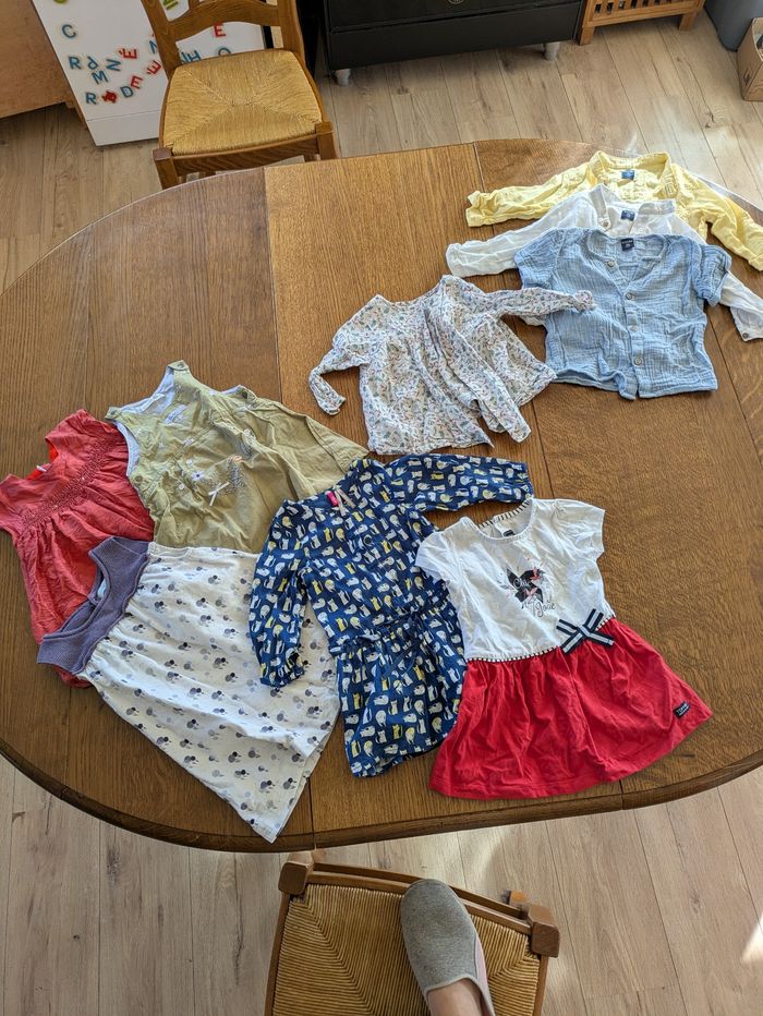 Lot vêtements fille 12mois - photo numéro 4