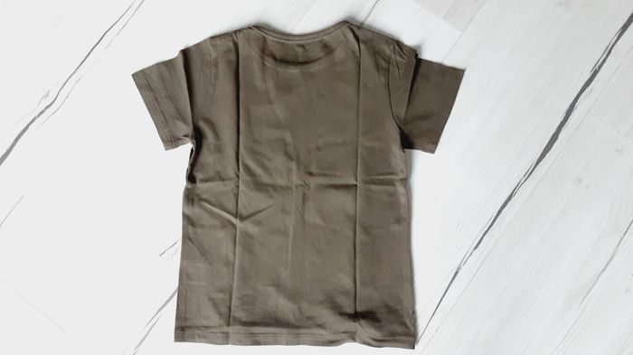 Vêtement garçon tee-shirt manches courtes Vert kaki squelette dinosaure Gémo 5 ans - photo numéro 3
