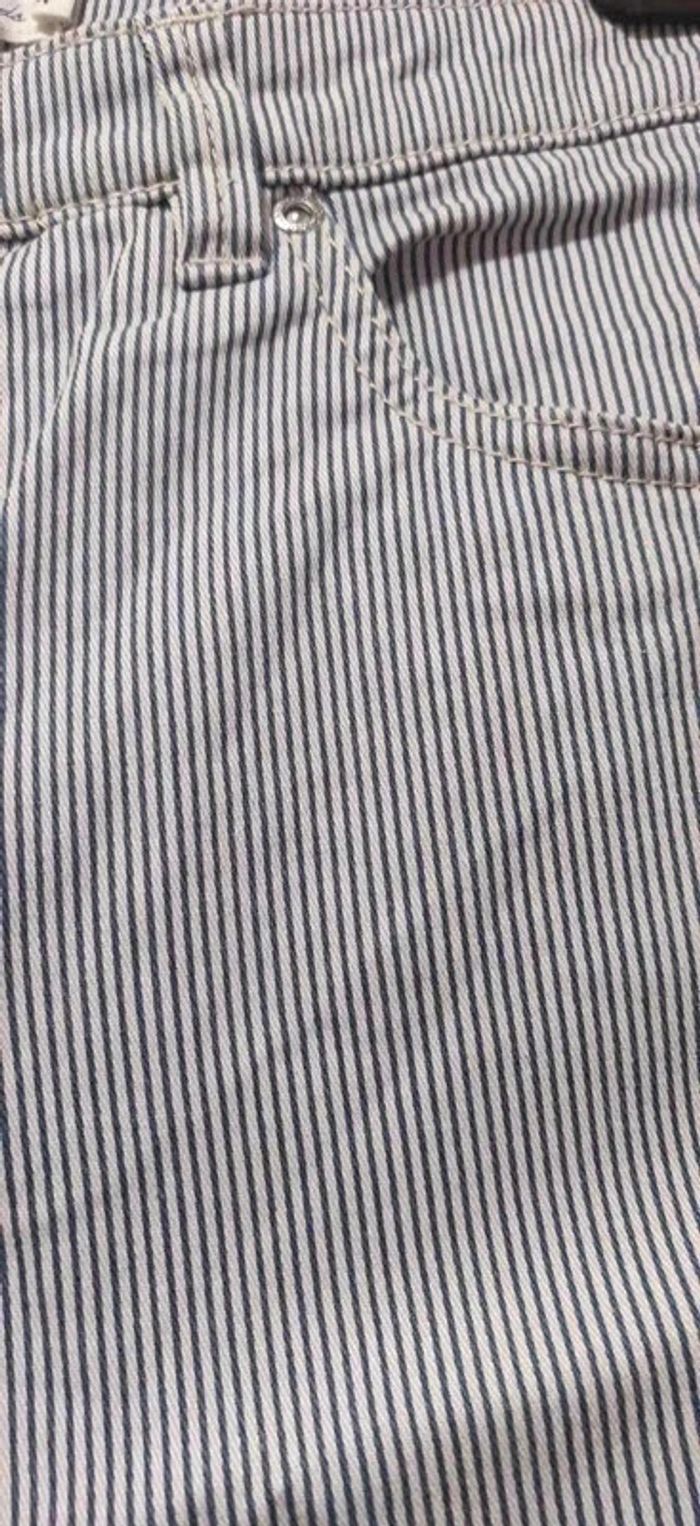 Jean 7/8ème rayé marine et blanc H&M 40