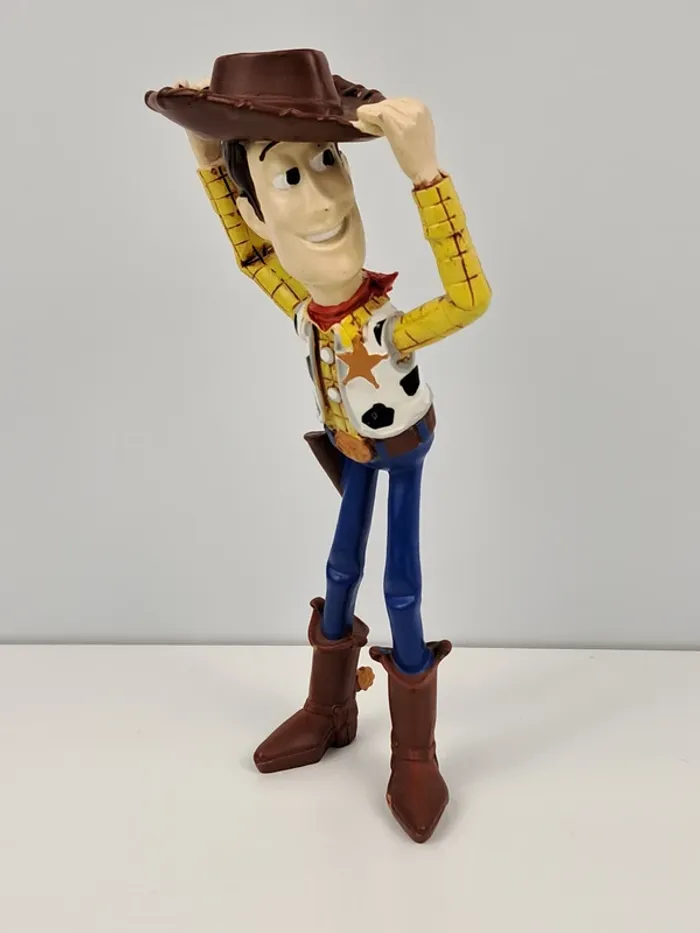 Figurine de Woody dans Toy Story de Walt Disney et Pixar